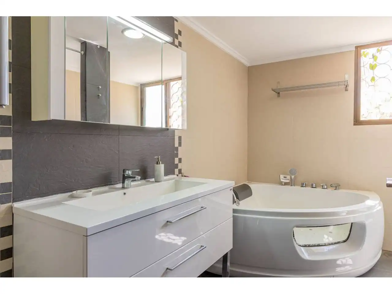 Baño de Casa o chalet en venta en Godelleta con Aire acondicionado, Calefacción y Jardín privado