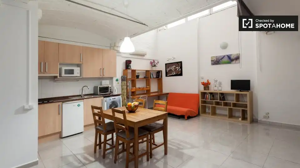 Room in El Poblenou