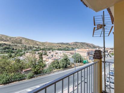 Vista exterior de Pis en venda en Cenes de la Vega amb Balcó