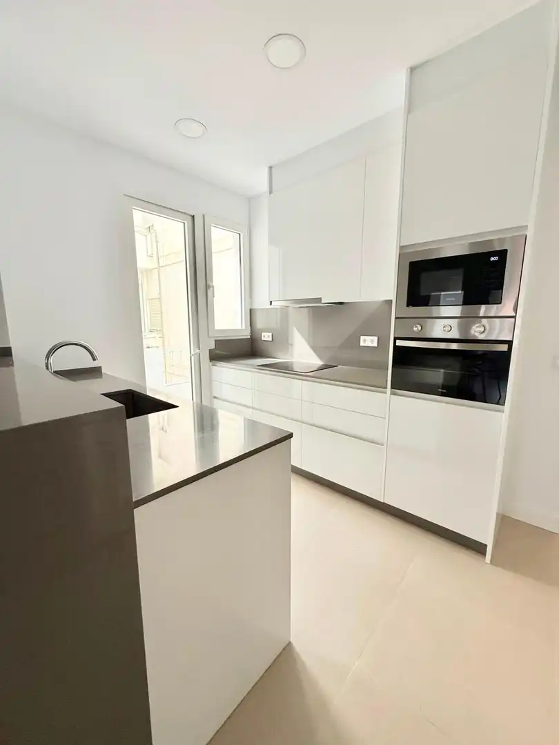 Küche von Wohnung zur Miete in Valencia mit Klimaanlage, Heizung und Möbliert