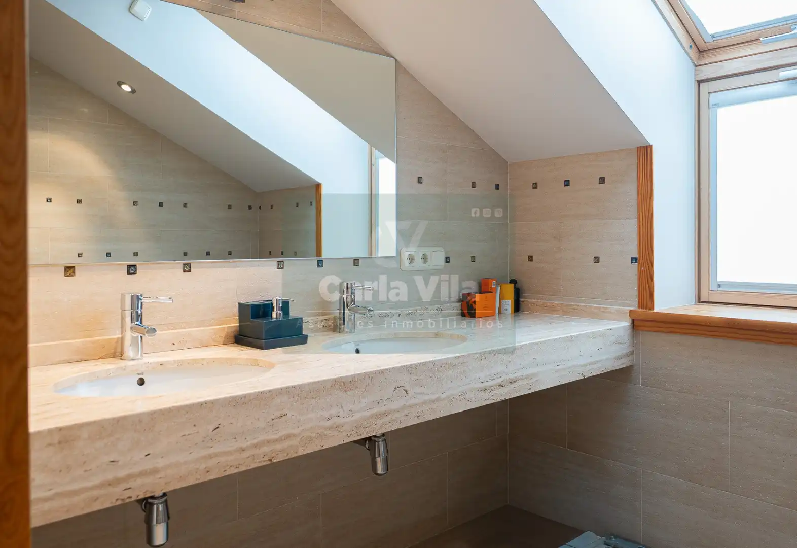 Baño de Casa o chalet en venta en Lugo con Calefacción, Jardín privado y Parquet