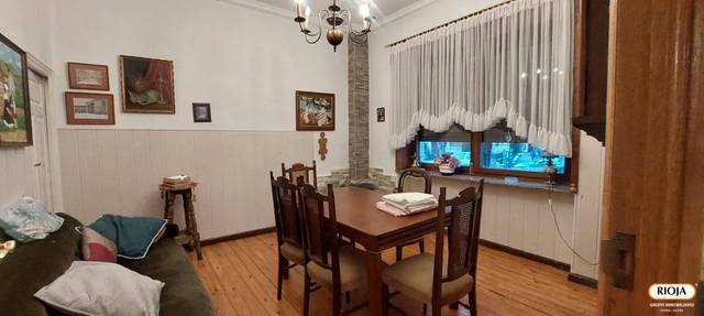 Casa adosada en Venta en Nuestra Señora de Estibaliz Hiribidea en Judimendi