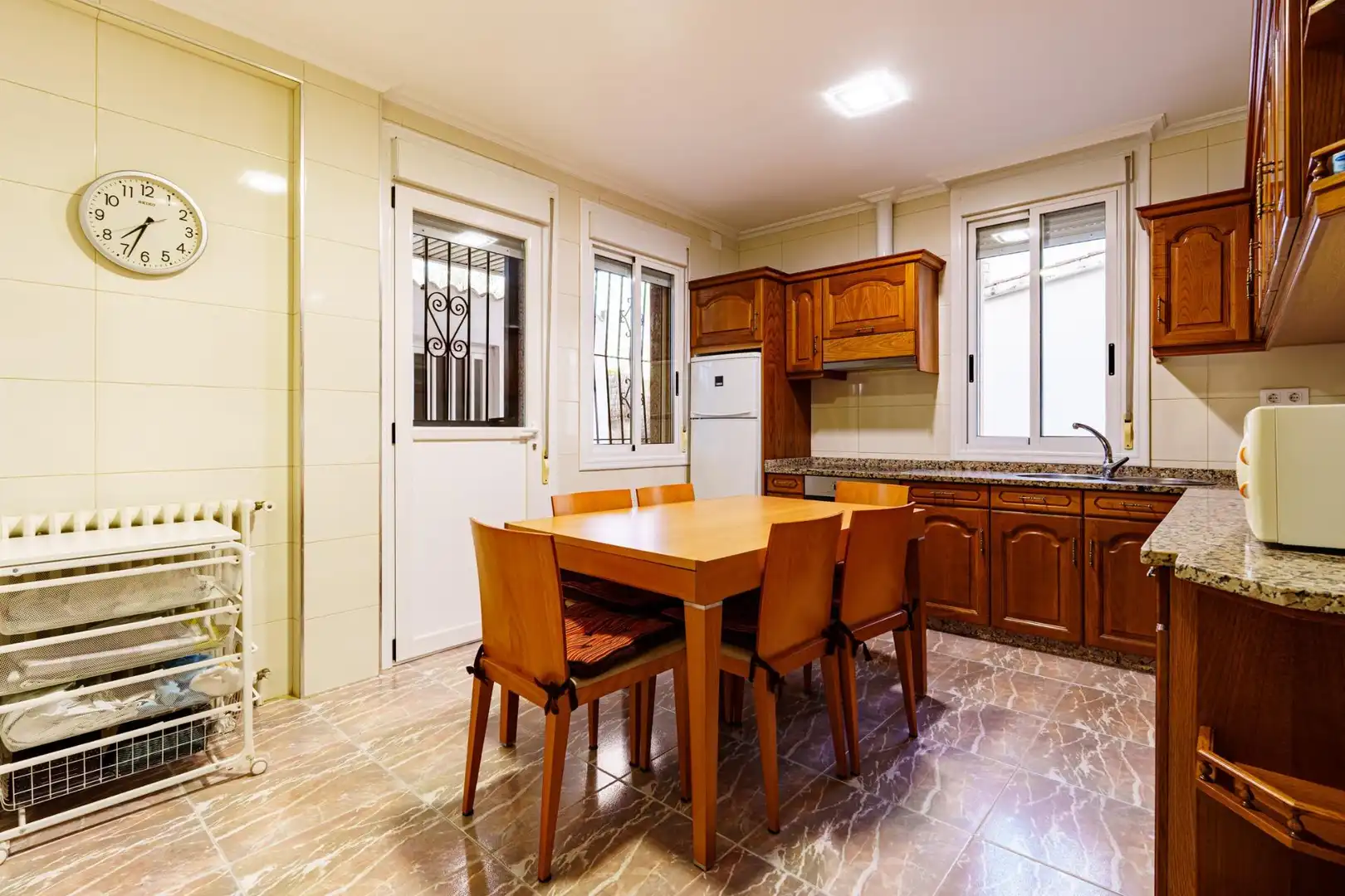 Cocina de Casa o chalet en venta en Ourense Capital  con Calefacción, Jardín privado y Balcón