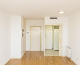 Apartment for sale in  Madrid Capital  with Air Conditioner, Heating and Parquet flooring