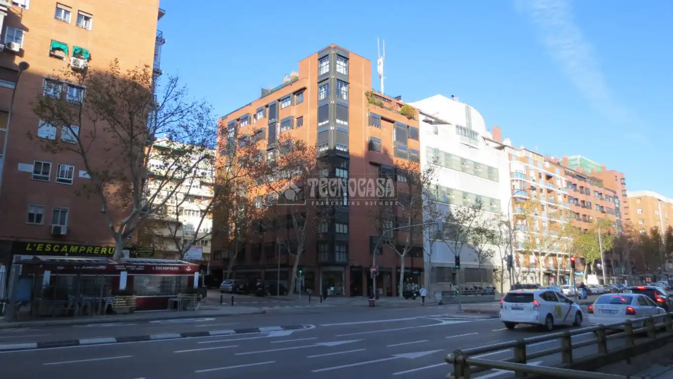 Vista exterior de Piso en venta en Madrid con Aire acondicionado y Calefacción