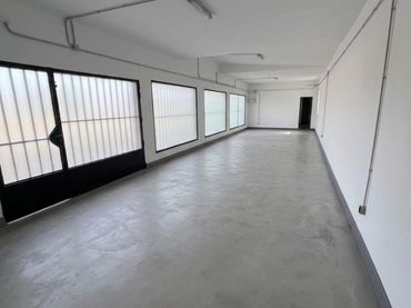 Gewerbefläche zur Miete in Avenida de la Constitución 148