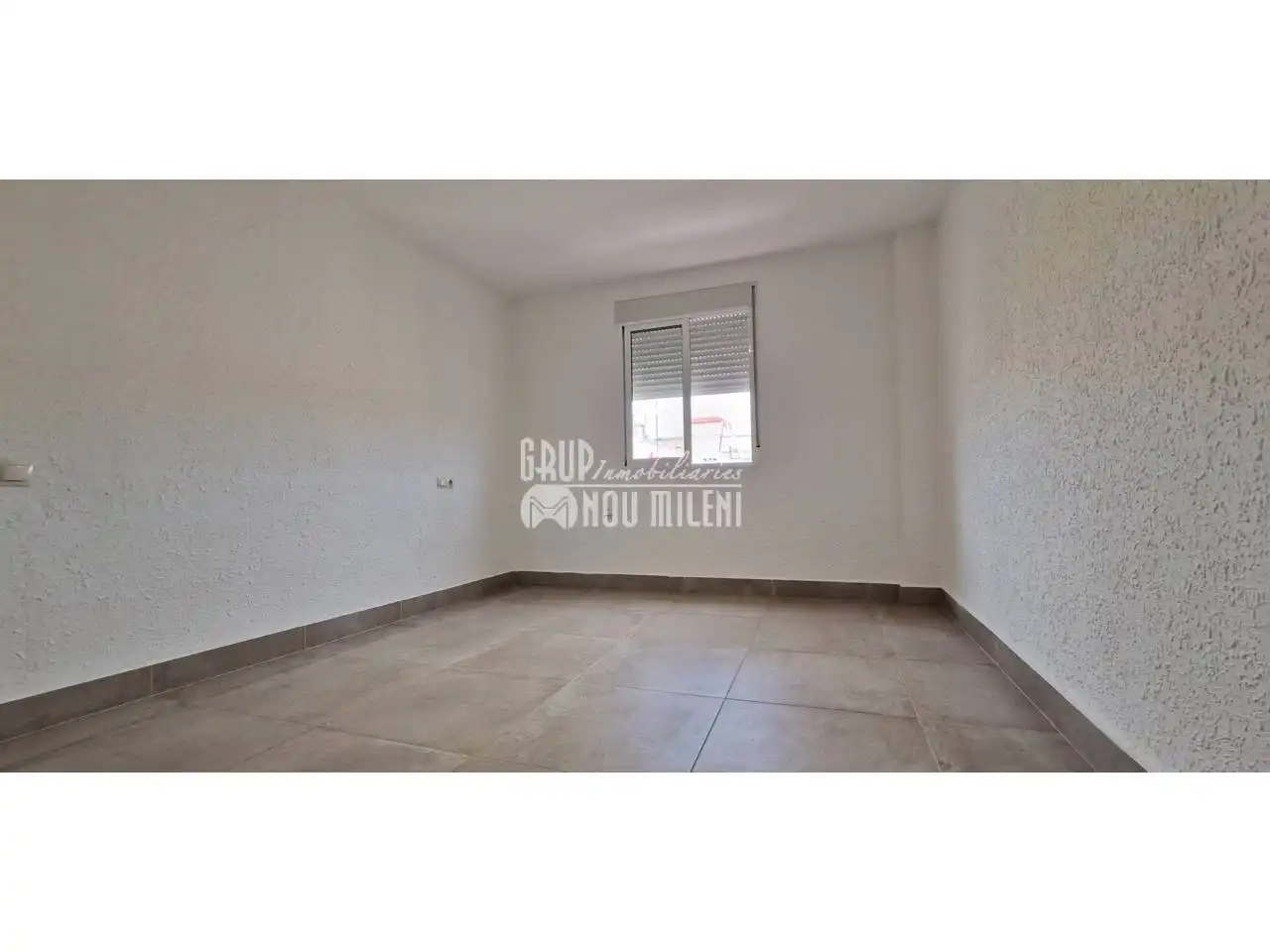 Habitación de Piso de alquiler en Catarroja con Aire acondicionado, Calefacción y Balcón