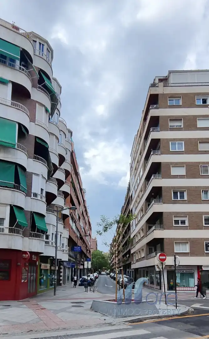 Flat with lift for sale in Calle Trajano 8, imagen 3