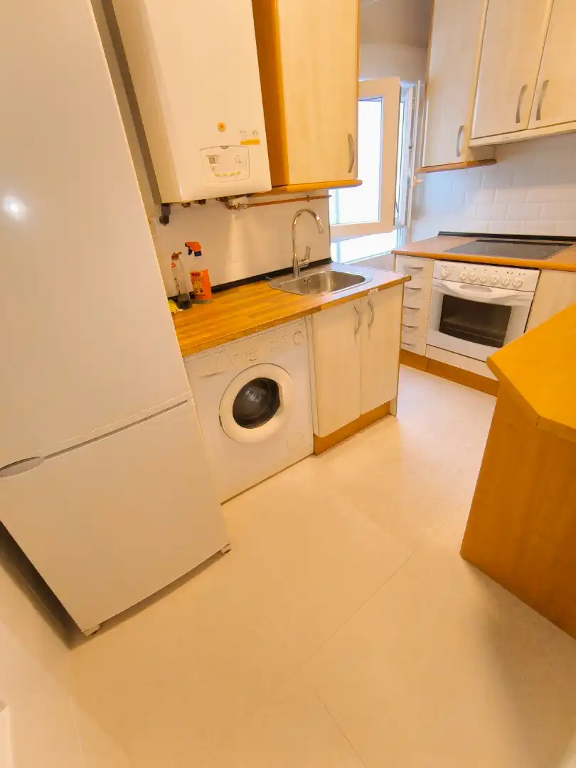 Kitchen of Flat for rent in Palencia  with Heating, Parquet flooring and Terrace