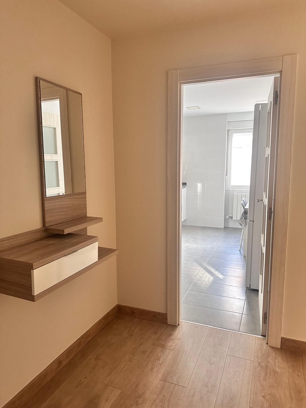 Flat to share in Burgos Capital  with Heating and Terrace