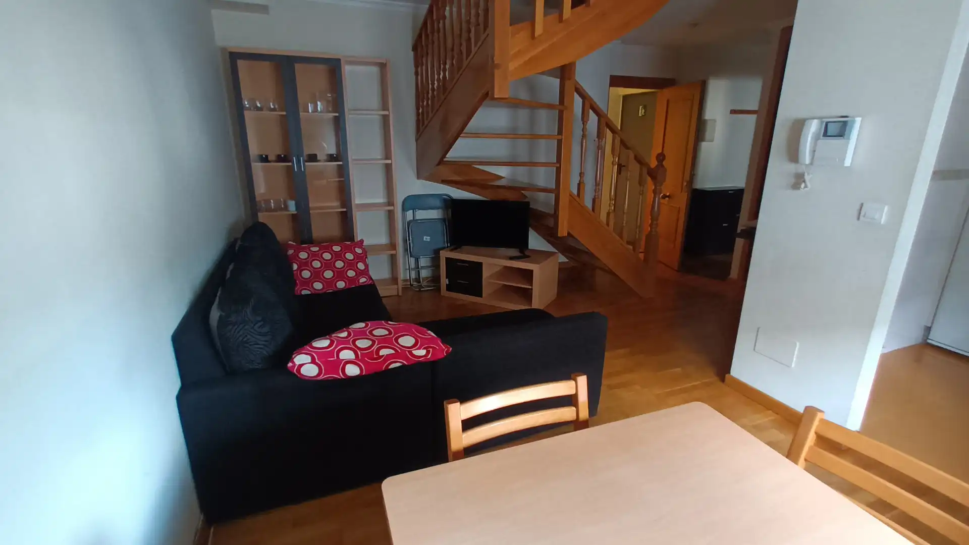 Living room of Duplexes for rent in Lugo  with Heating, Parquet flooring and Furnished