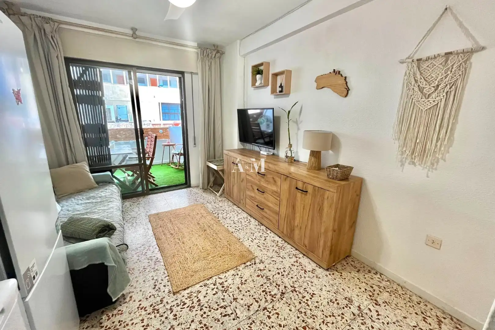 Living room of Flat for rent in Torrevieja  with Heating, Terrace and Furnished