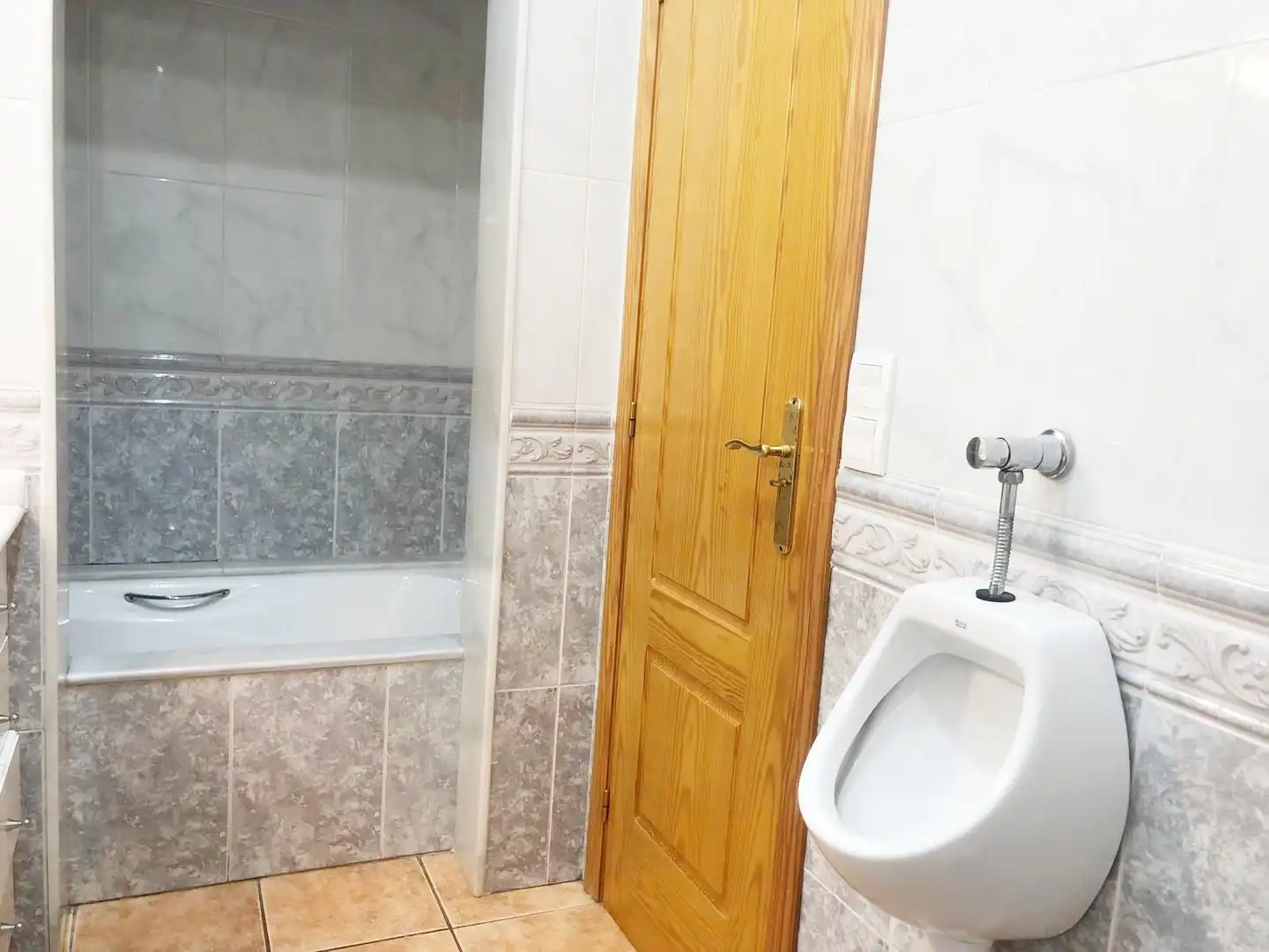 Baño de Casa o chalet de alquiler en Dénia con Aire acondicionado, Calefacción y Jardín privado