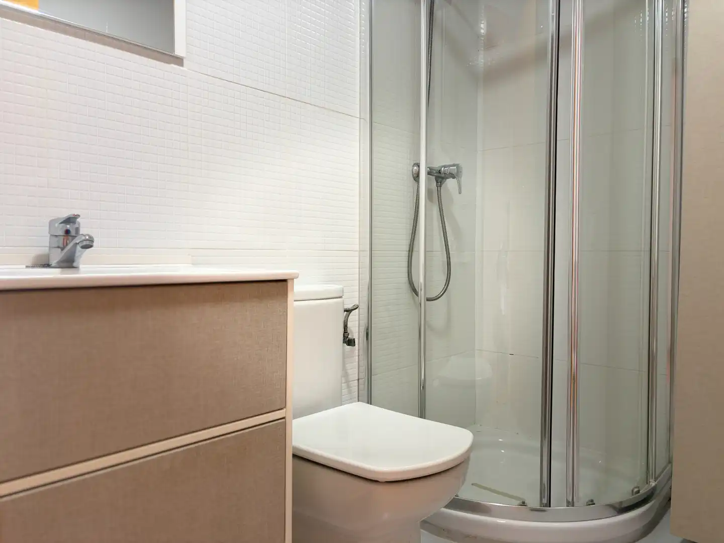 Bathroom of Flat for sale in Murcia  with Air Conditioner, Storage room and Oven