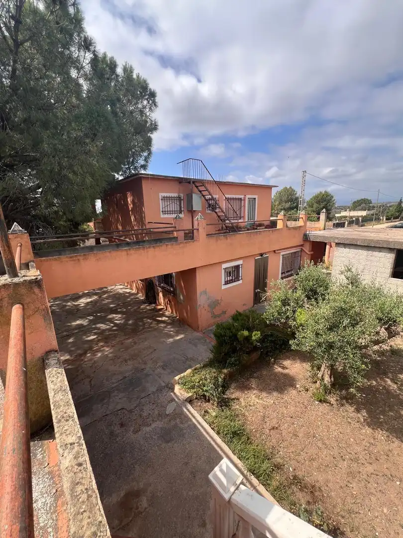 Vista exterior de Casa o chalet en venta en Llíria con Jardín privado, Terraza y Trastero