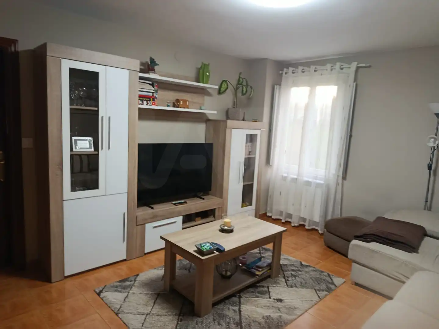 Sala d'estar de Casa o xalet en venda en Narón amb Calefacció, Terrassa i Piscina