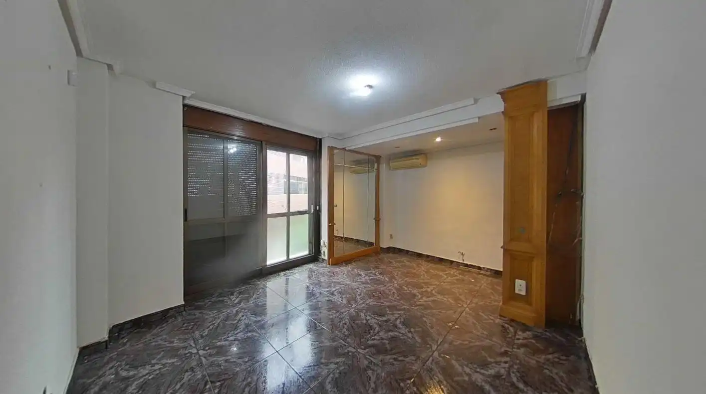 Flat for sale in Madrid  with Heating