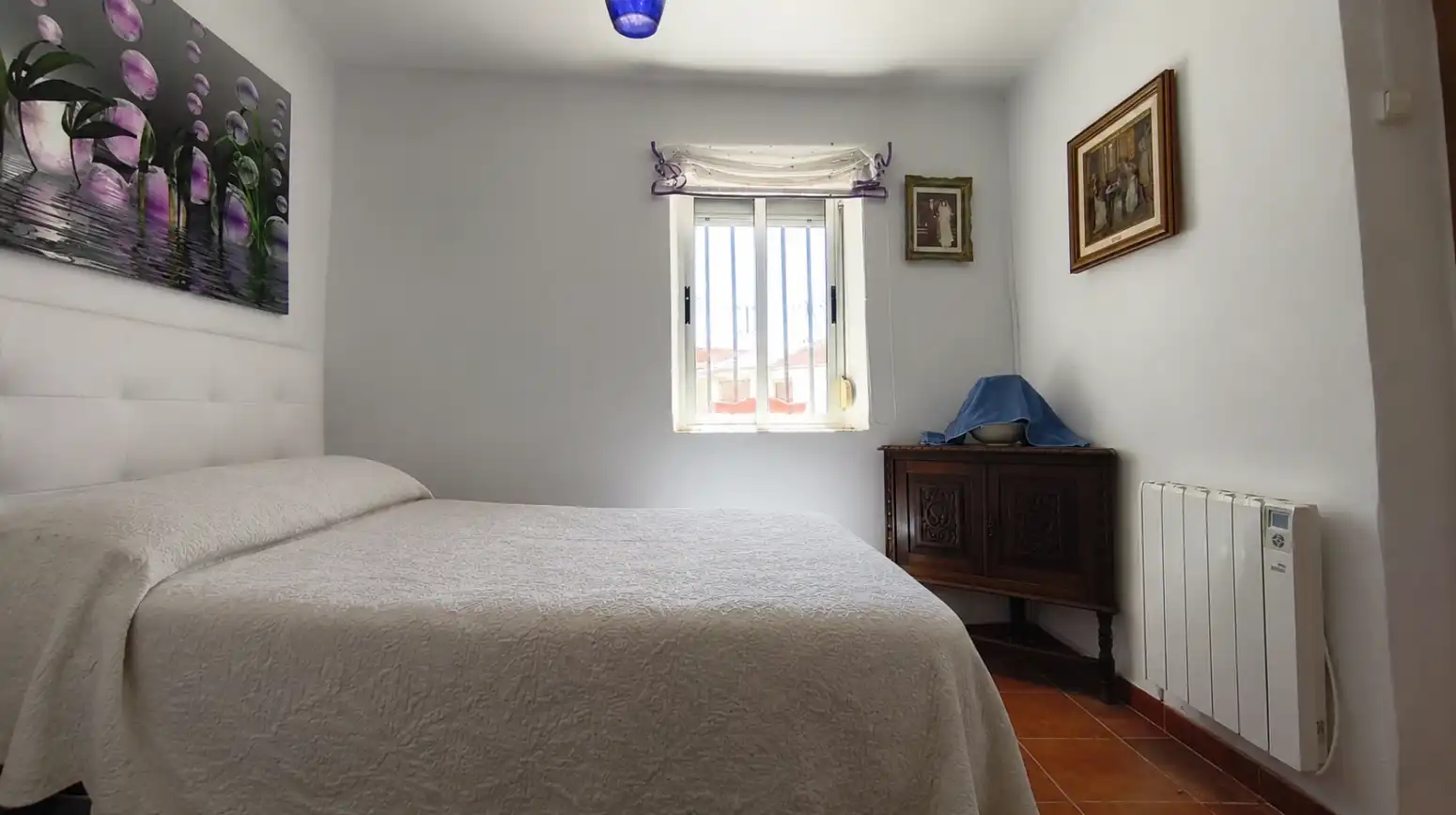 Dormitori de Casa adosada en venda en Grajal de Campos amb Calefacció i Moblat