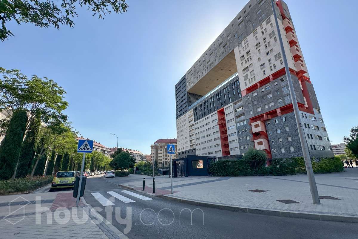 Exterior view of Flat for sale in  Madrid Capital  with Air Conditioner, Heating and Terrace