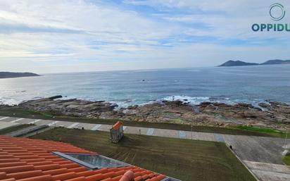 Vista exterior de Àtic en venda en Porto do Son amb Terrassa i Balcó