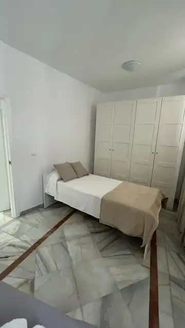 Habitación de Piso de alquiler en Córdoba con Aire acondicionado, Calefacción y Amueblado