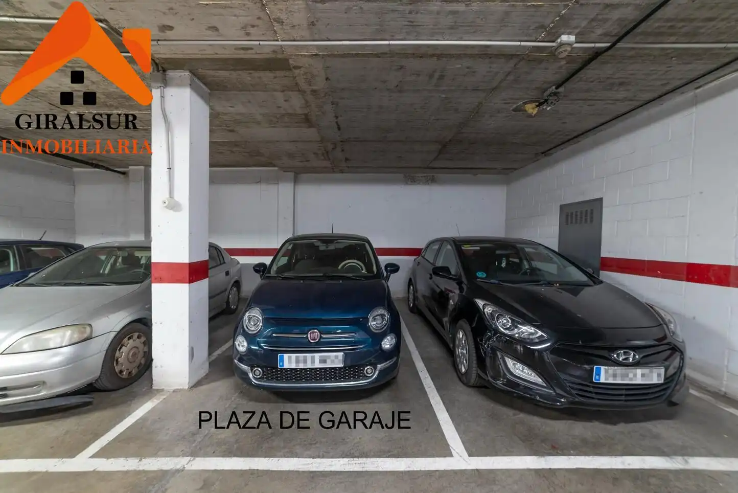 Parking of Flat for sale in Sevilla  with Air Conditioner and Storage room