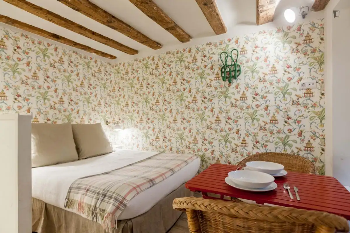 Study for rent in Barri Gòtic