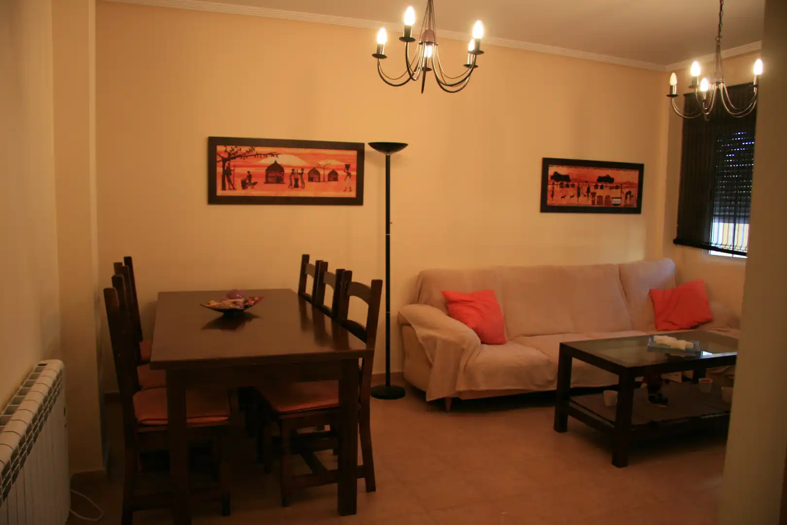 Living room of Detached homes for rent in El Pinós / Pinoso  with Terrace, Furnished and Oven