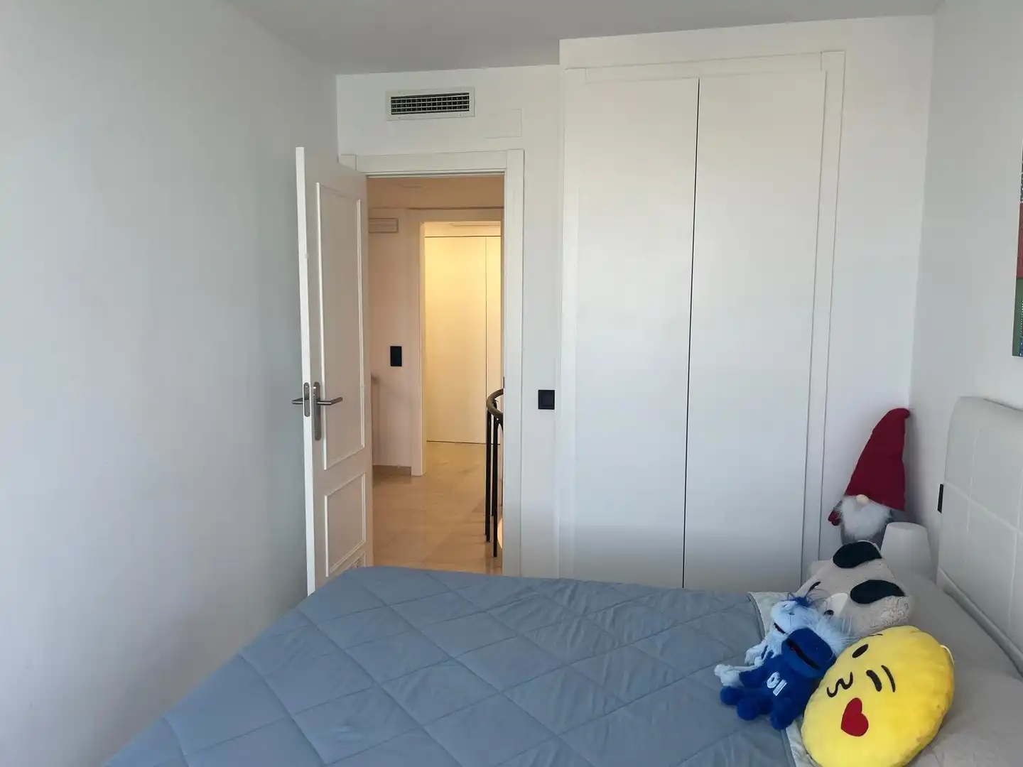 Habitación de Ático en venta en Empuriabrava con Calefacción, Terraza y Piscina