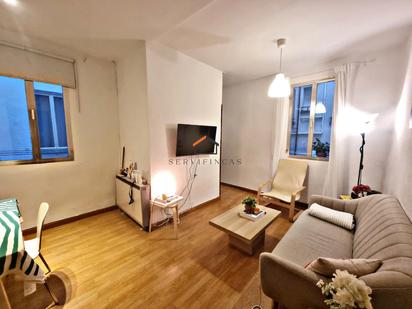 Living room of Flat for sale in  Madrid Capital  with Heating