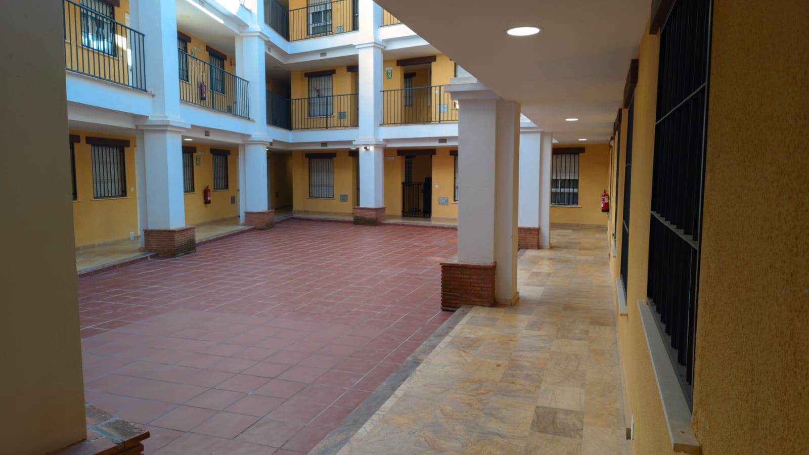 Flat for sale in La Zubia  with Air Conditioner, Heating and Parquet flooring