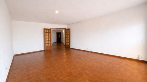 Foto 2 de Piso en venta en Molins de Rei, Barcelona