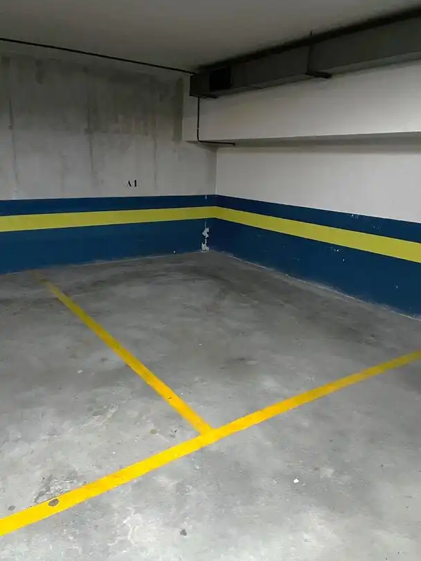 Garatge de lloguer a Plaza Rafael Alberti, Barañáin / Barañain