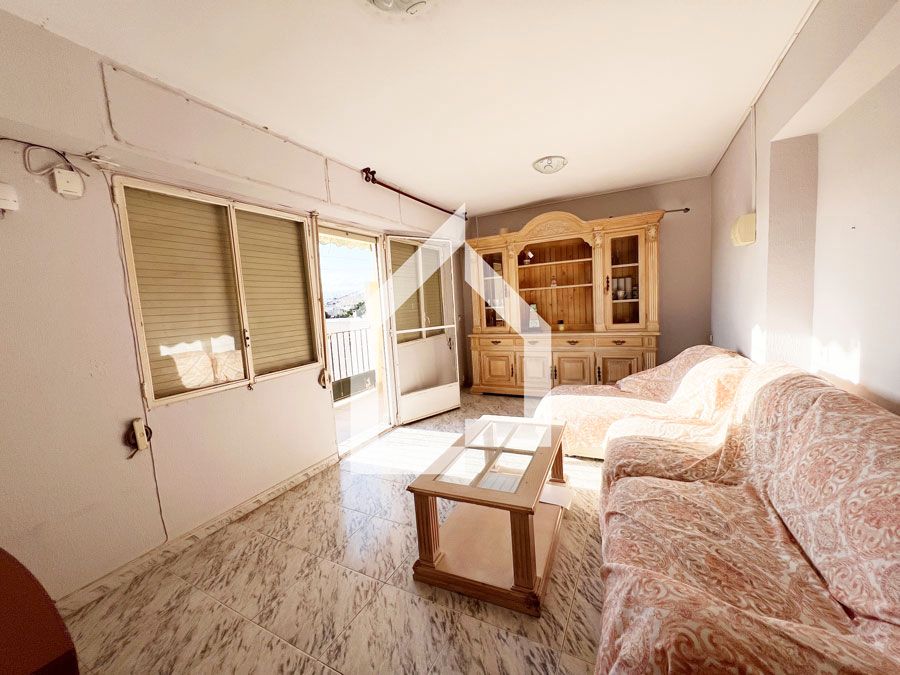 Sala d'estar de Pis en venda en San Vicente del Raspeig / Sant Vicent del Raspeig amb Balcó