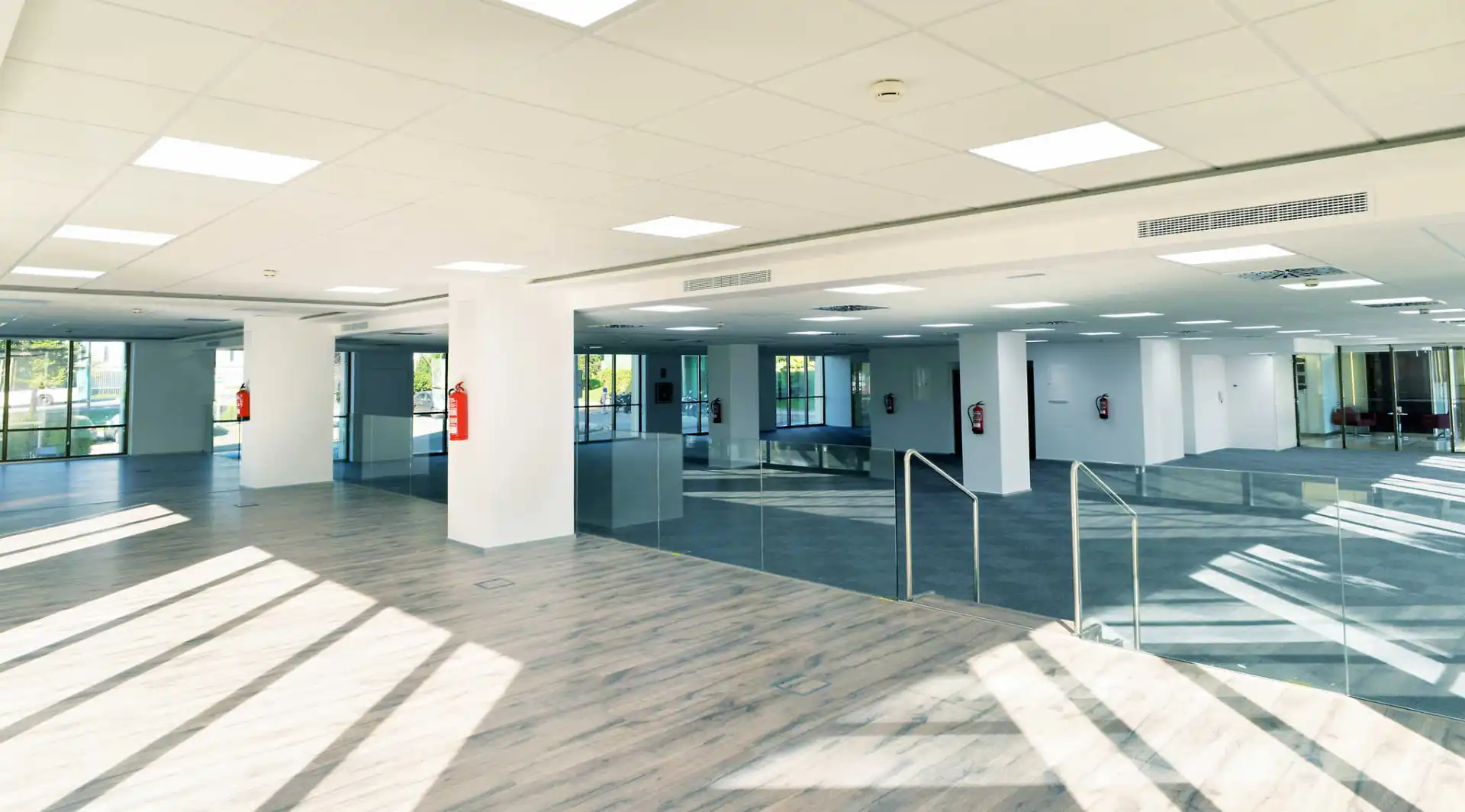Ufficio con ascensore in affitto a Avinguda Baix Llobregat, imagen 14
