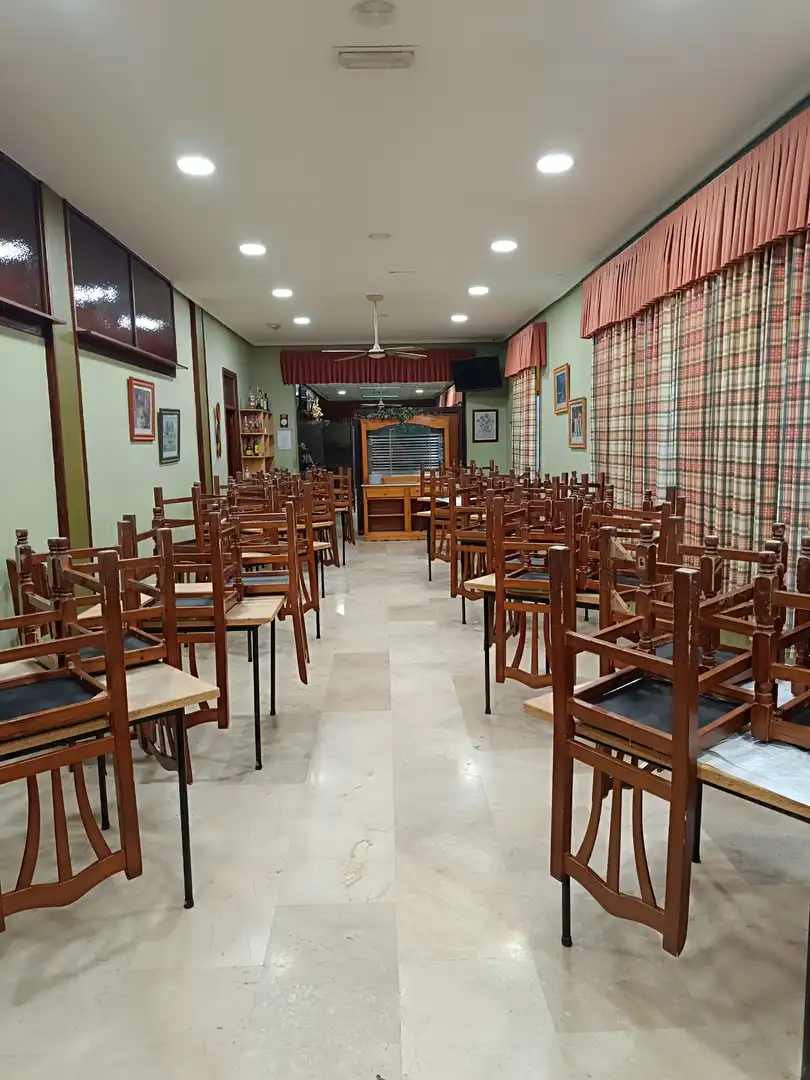 Local en traspaso en Herrera de Pisuerga con Amueblado