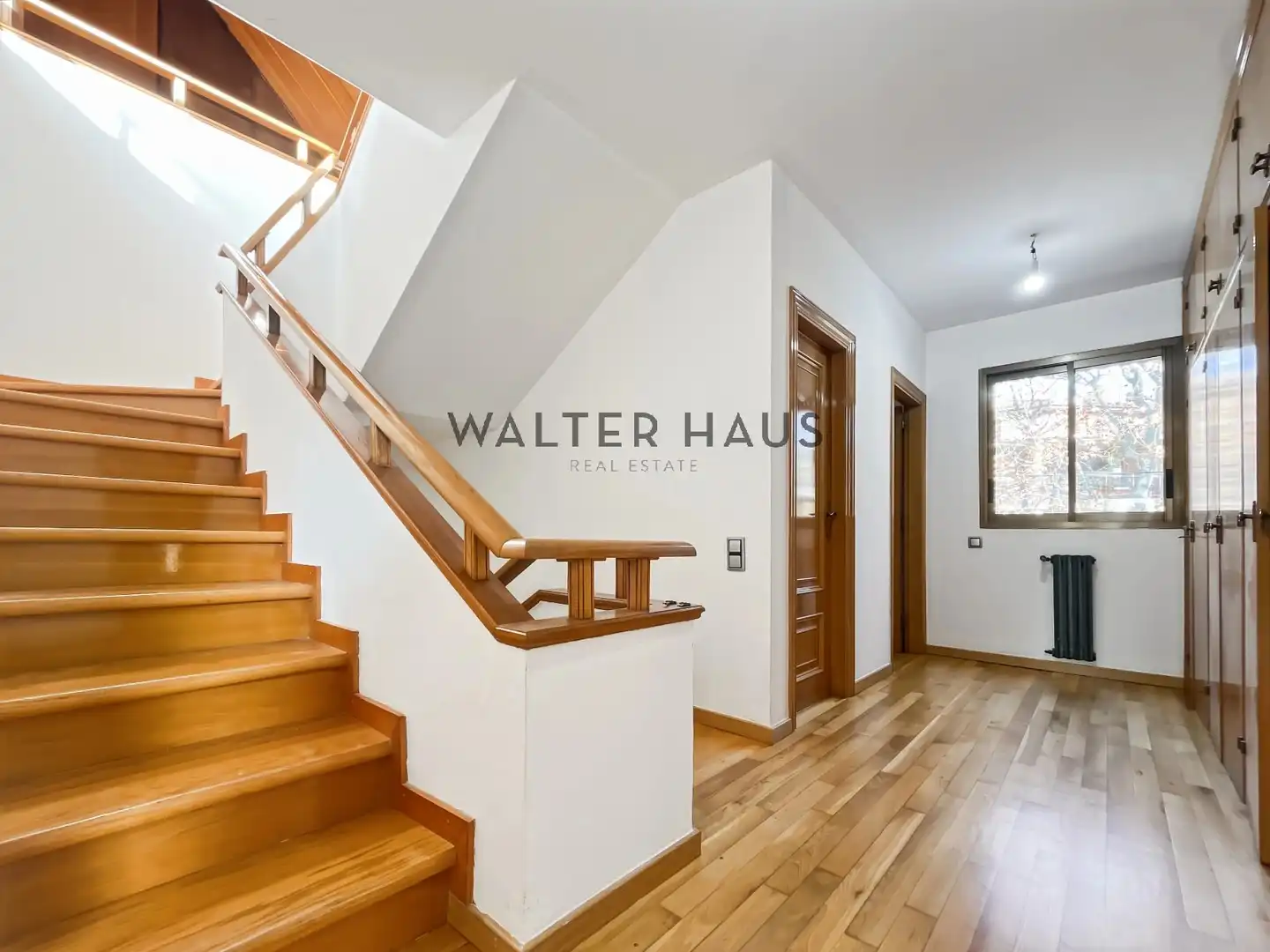 Houses for rent in Carrer d'Àngel Guimerà, L'Eixample