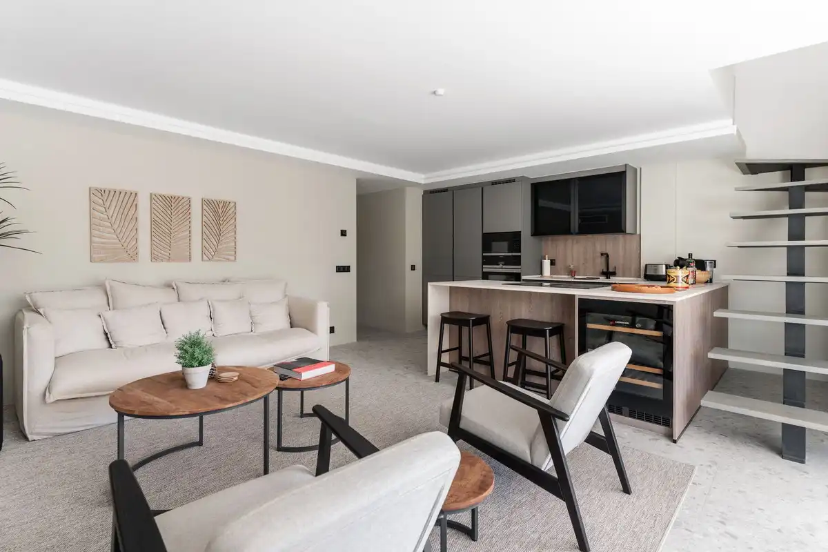 Sala de estar de Ático en venta en Marbella con Terraza y Piscina