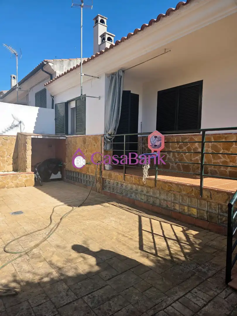 Terrassa de Casa o xalet en venda en Córdoba amb Aire condicionat, Jardí privat i Terrassa