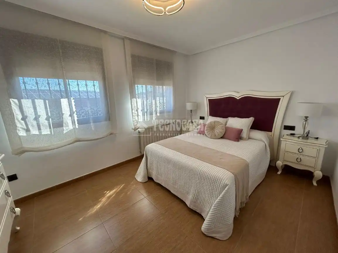 Habitación de Casa o chalet en venta en Linares con Aire acondicionado