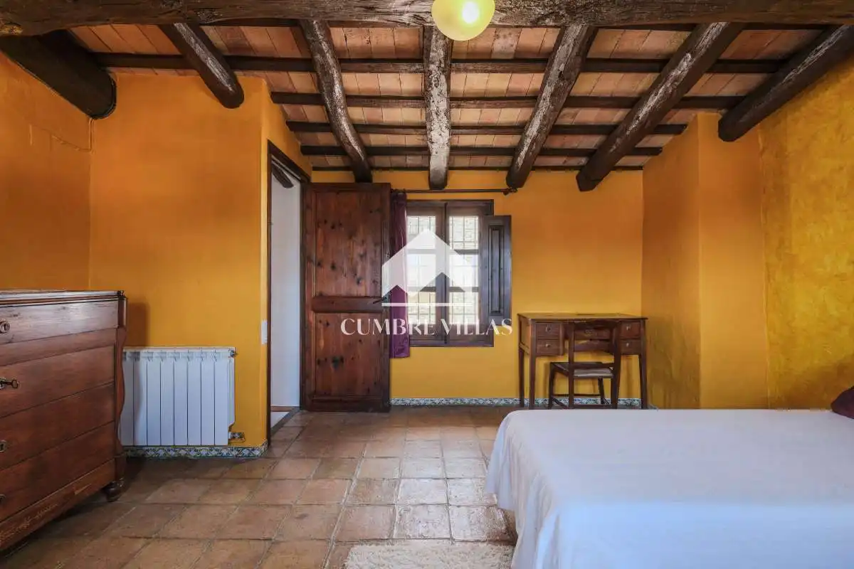 Dormitori de Casa o xalet en venda en Sant Pere de Ribes amb Calefacció, Terrassa i Traster