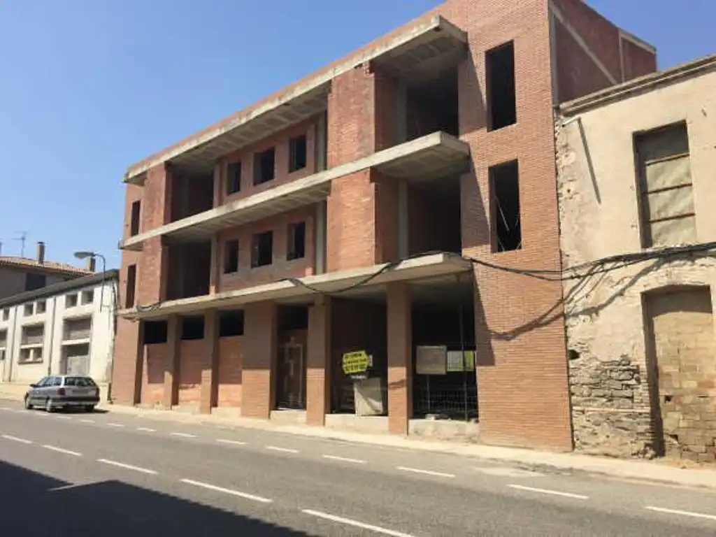 Vista exterior de Edifici en venda en Bellcaire d'Urgell
