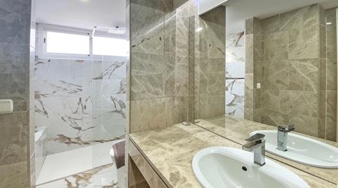 Foto 4 de Casa adosada en venda a Urbanización Los Naranjos de Marbella, 399, La Dama de Noche - La Alzambra, Málaga