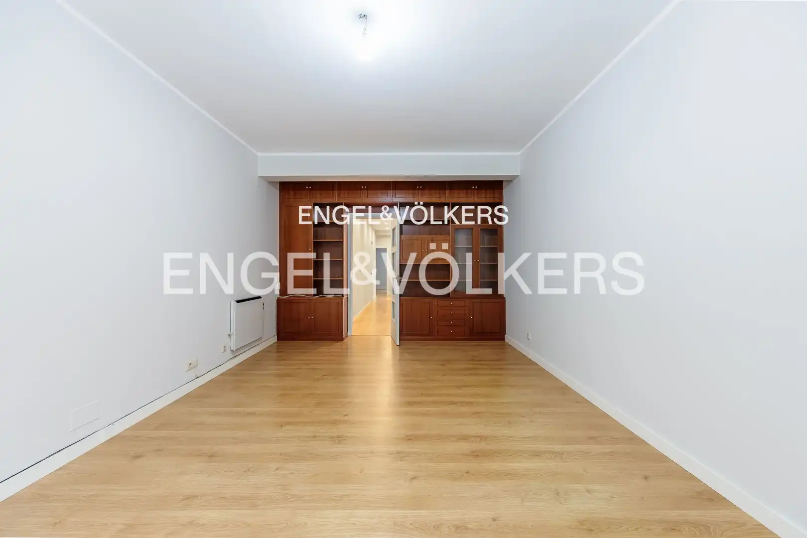 Piso en venta en Vigo  con Calefacción, Terraza y Balcón