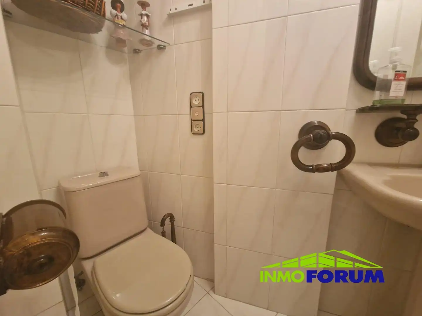 Bathroom of Attic for sale in A Coruña Capital   with Storage room