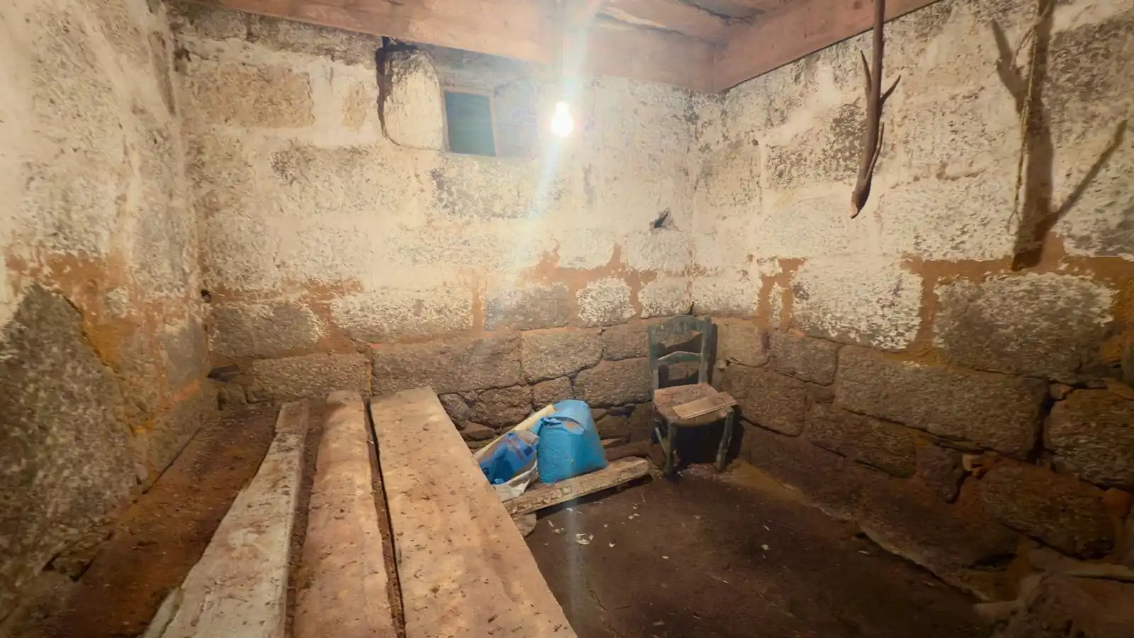 Finca rústica en venta en Cenlle con Jardín privado, Terraza y Trastero