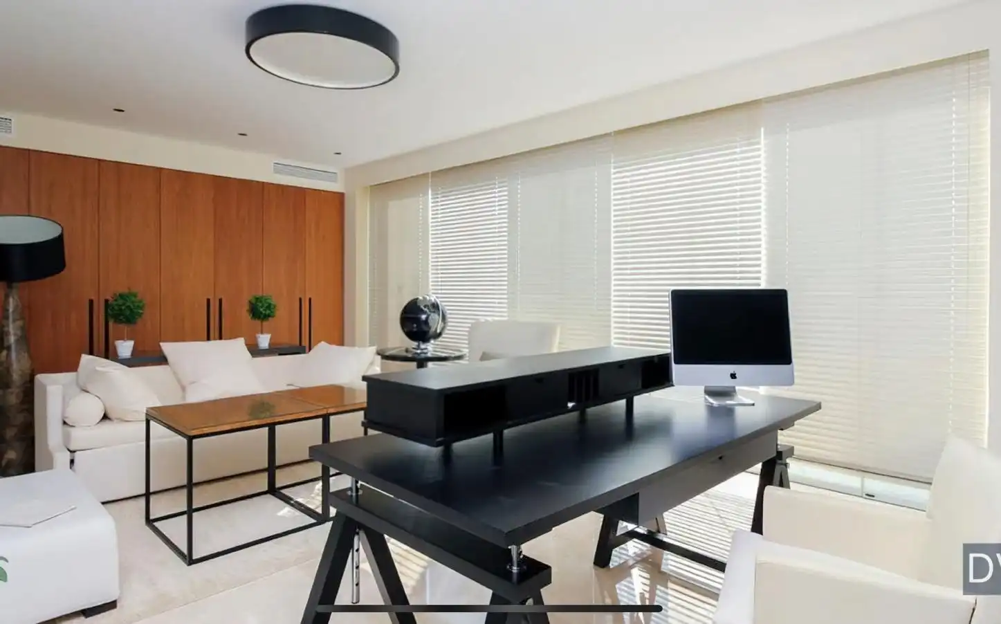 Sala d'estar de Casa o xalet de lloguer en Marbella amb Aire condicionat, Jardí privat i Piscina