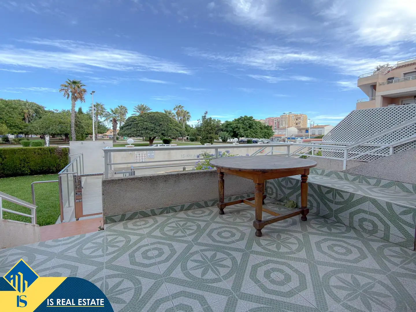 Bungalow amb piscina en venda a Playa de los Locos, imagen 2