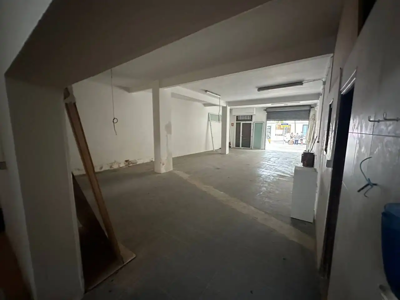 Local comercial en venta en Avenida RAMON D´OLZINA, imagen 3