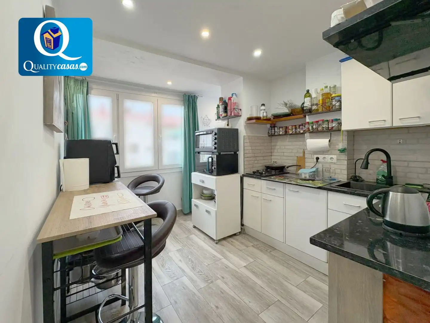 Flat with terrace for sale in Florida - Ciudad de Asís, imagen 5